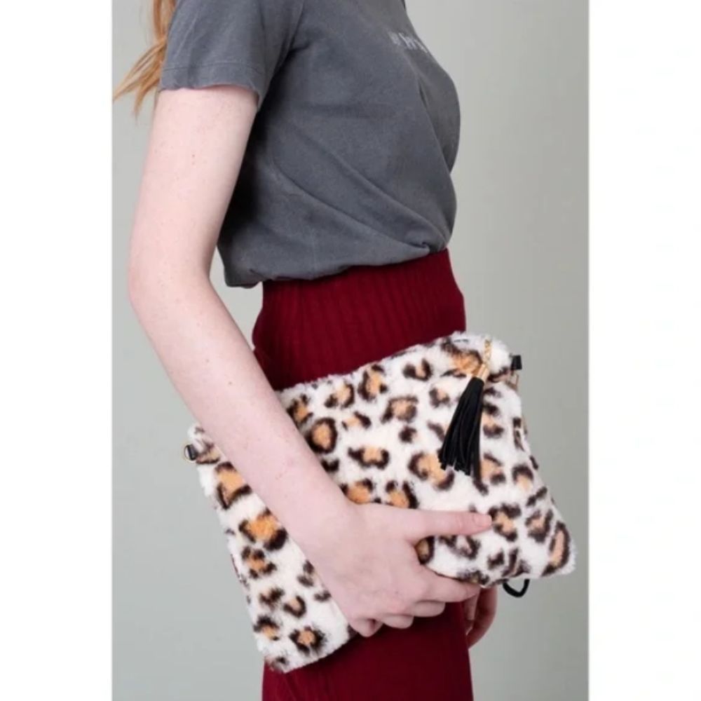Leopard Faux Fur Crossbody/Clutch Bag